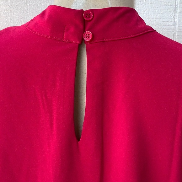 Simply Styled Petite Long-sleeve Blouse V-Front - Picture 4 of 9